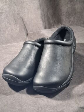 Merrell Encore Gust 2 Mono Black Leather Wide Width Clogs LIKE NEW US 7.5W